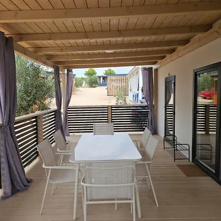 Campeggio 104, Heron, *