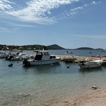 104, Heron, Campeggio *