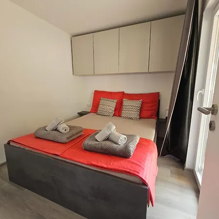 Campeggio 104, Heron, *