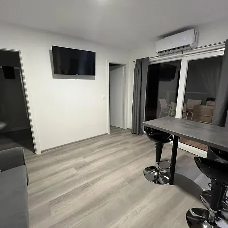 Campsite 104, Heron,